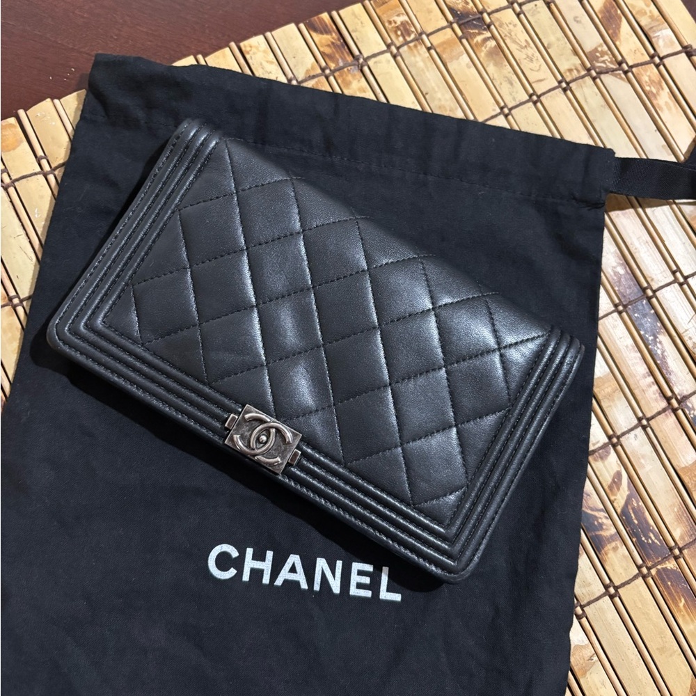 CHANEL Black Leather long wallet